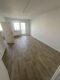 3-Zimmer-Wohnung mit Balkon - Helles Wohnzimmer mit Parkett